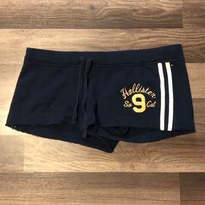 Hollister Shorts Medium